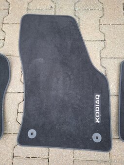 Textilné koberce Kodiaq I a nožné opierky - 3