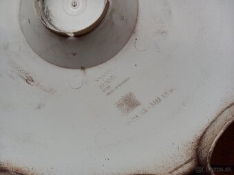 Puklice, poklice Volvo, Sada 9173282 - 3