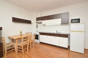 Predaj 1i byt s balkónom v novostavbe – Rajka - 3