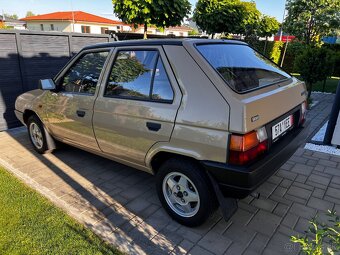 Škoda Favorit 136L 1990 Veterán - 3