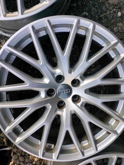 4ks alu disky orig. Audi 5x112 R20 - 3