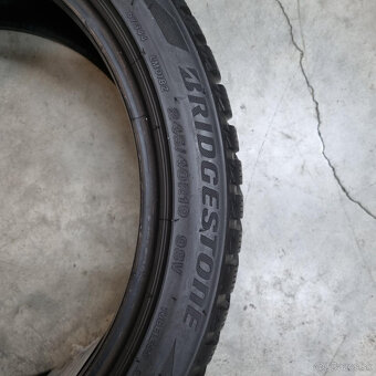 Zimné pneumatiky 245/40 R19 BRIDGESTONE DOT4517 - 3
