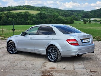 Mercedes C 350 V6, atmosféra, AT7, 4matic - 3