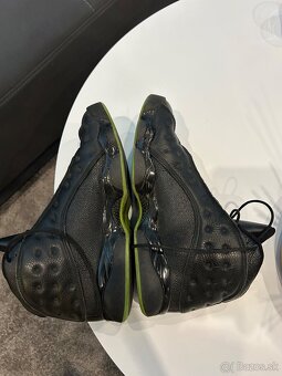 Jordan 13 Black Altitude - 3