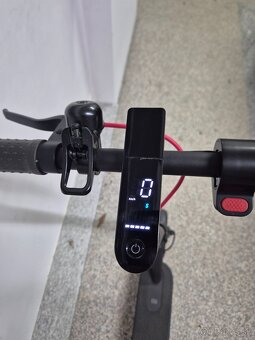 Xiaomi Mi Electric Scooter Pro 2 - 3