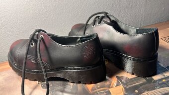 Steel boots , Kanady , steely , metal - 3