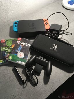 Nintwndo switch - 3