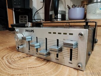 Philips auto zosilňovač. (Pioneer AD-30) - 3