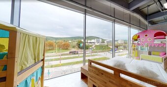 183m2 Obchodný priestor s veľkými výkladmi na Račiansku ulic - 3