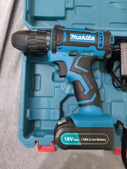 Predám aku skrutkovač Makkita - 3