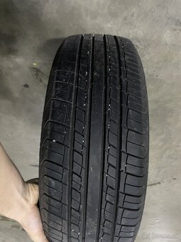 185/60 r15 - 3