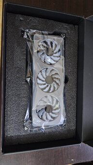 Predám Gigabyte rtx 3060 Vision OC 12gb rev.2 - 3