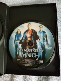 NEPRUSTRELNY MNICH - 3