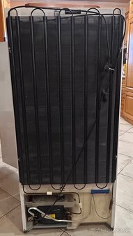 Vstavaná chladnička s mrazničkou - 3