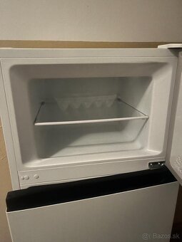 Chladnička s mrazničkou Hisense - 3