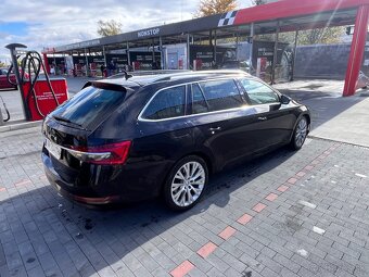 Skoda SUPERB 2.0 110kw 7A - 3