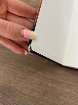 Švadlena- Rosalie Hamova - 3