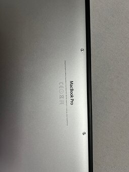 MacBook Pro - 3