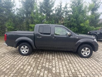 Nissan navara d40 - 3