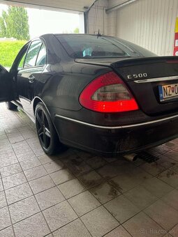 Mercedes w211 e500 - 3