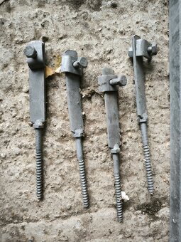 Predám blezkozvodny materiál + 10kg sadra pre elektrikarov - 3