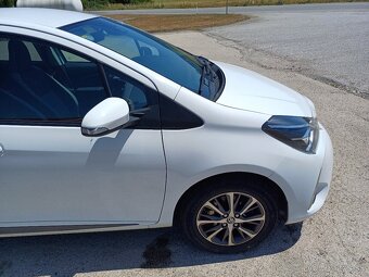 Toyota yaris - 3