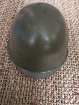 Vojenská prilba - 3