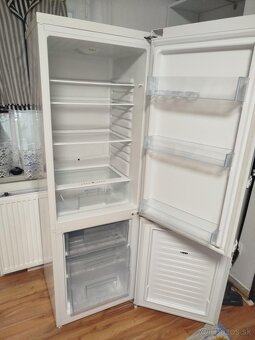 Predám chladničku s mrazničkou AMICA - 3