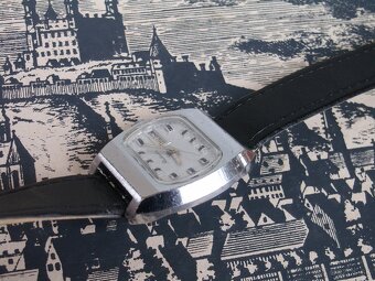 Hodinky Raketa - dvojdátum. - 3