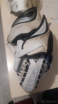 Brankarska vystroj  Bauer +korcule a prilba - 3