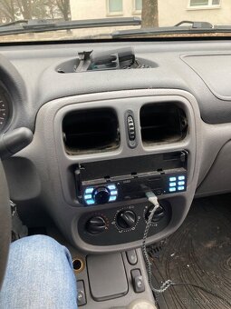 Predám Renault Thália 1.4 55 kW, r. 2 - 3