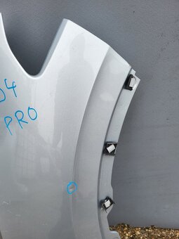 Volkswagen id 4 blatnik pravy predny - 3