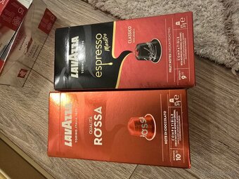 Kapsule do nespresso kávovaru + stojan grátis - 3