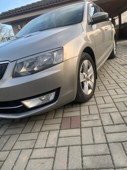 Škoda Octavia combi 2.0 DSG - 3