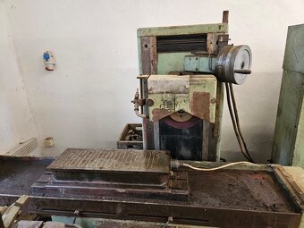 Bruska na plocho TOS BRH - 20 A - 3