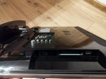 LCD TV LG 22LV2500 (56cm) - 3