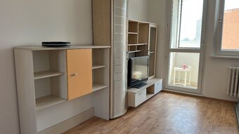 Právnik a správa firemného majetku / nehnuteľnosti, vozidla/ - 3
