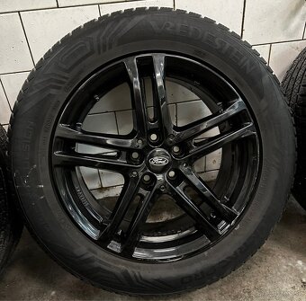 5x108 R17 7,5J ET47 + 235/55 R17 Vredestein celoročné - 3