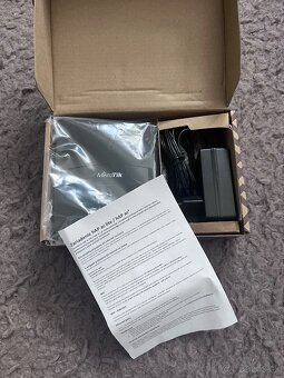 Predám router + anténu - 3