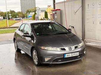 Honda Civic 1.8 VTEC Sport 6MT - 3
