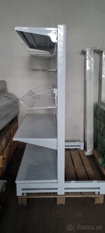 Kovove regale obchodne - 3