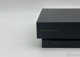Xbox One X 1TB HDD Project Scorpio Edition + Hra + ZÁRUKA - 3