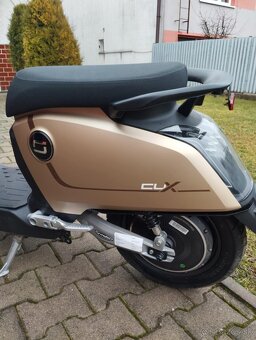 elektro skúter Vmoto CUX - 3