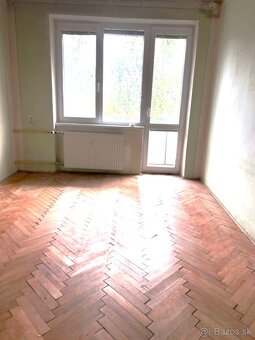 Veľký 3 izb. tehlový byt 81 m2 pri námestí v HE (za VUB) - 3
