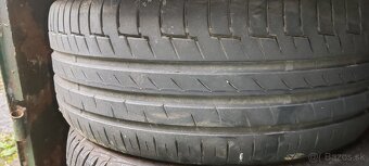 225/45R17 - 3