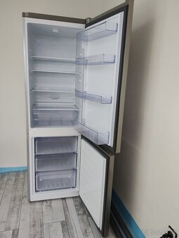Predám chladničku kombinovanú s mrazničkou BEKO - 3