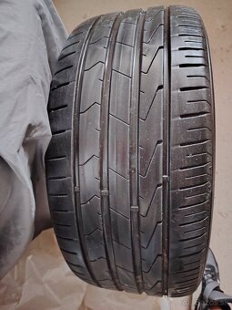 Pneumatiky 235/ 45 R17 - 3