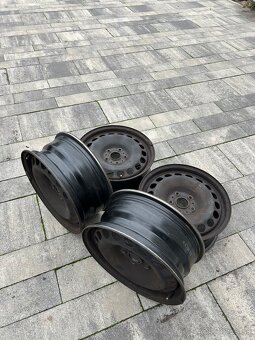 Plechové disky 16” aj s puklicami - 3