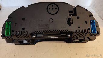 Budíky Audi A4 B7 1.9 TDI - 3