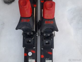 Predám Lyže Atomic a lyžiarky - 3